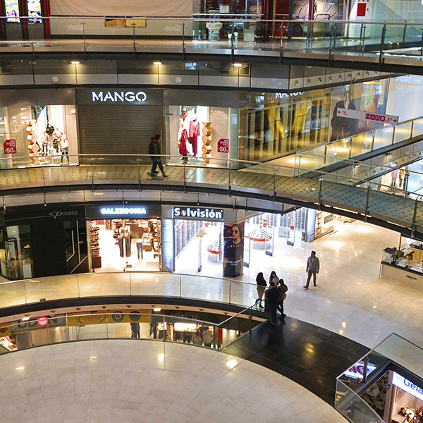 Atención de emergencias para elevadores en plazas comerciales